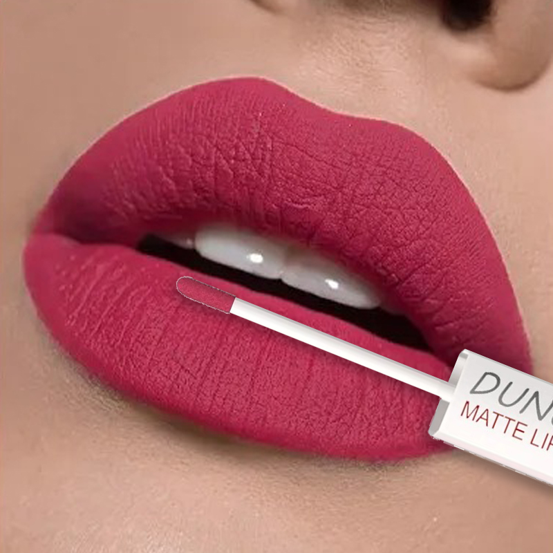 أحمر شفاه مطفي غير لاصق بالكوب - مراجعة Matte Velvet Lip Tint Long Lasting وسعره